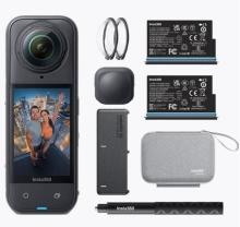 Экшн-камера Insta360 X5 Essentials Bundle